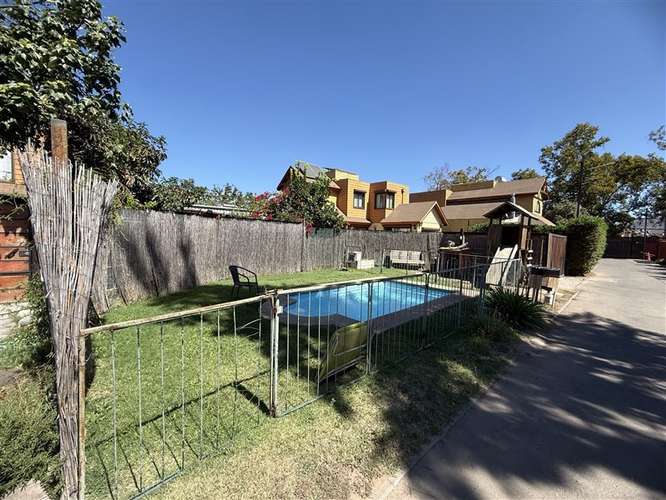 Casa en venta de 3 dorm. en Peñaflor - Imagen 2