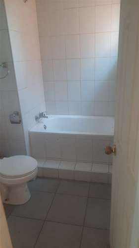 Casa en venta de 3 dorm. en Peñaflor - Imagen 4