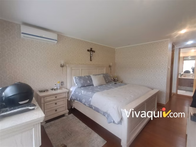 Casa en arriendo de 4 dorm. en Colina