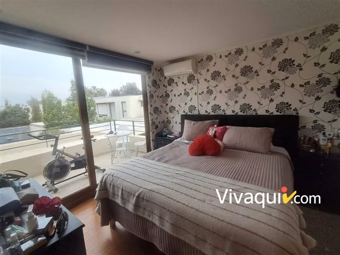 Casa en arriendo de 4 dorm. en Colina