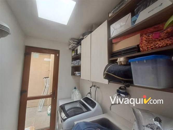Casa en arriendo de 4 dorm. en Colina