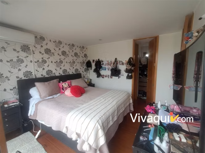 Casa en arriendo de 4 dorm. en Colina