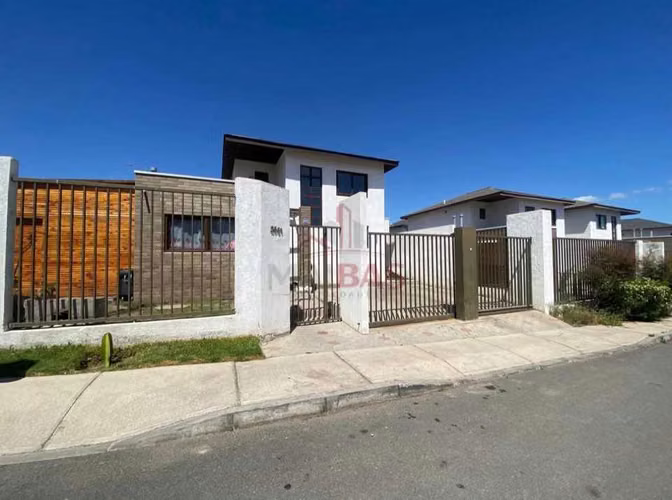 Excluisiva casa en venta en Cumbres de Cerro, (169173)