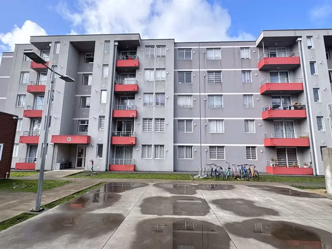 Cómodo Departamento 2 Dormitorios + 2 Baños + Estacionamiento Los Conquistadores de Labranza