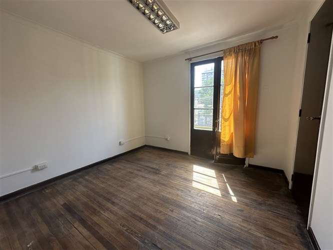 Casa en venta de 4 dorm. en Santiago - Imagen 3