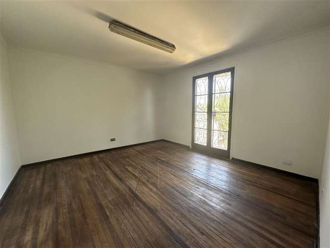 Casa en venta de 4 dorm. en Santiago - Imagen 4