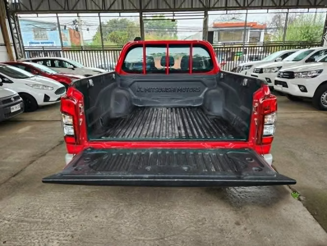 MITSUBISHI L200 CRT KATANA 4x4  Diesel, RECIBO VEHICULOS