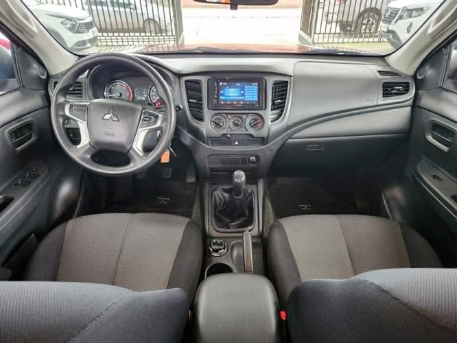 MITSUBISHI L200 CRT KATANA 4x4  Diesel, RECIBO VEHICULOS