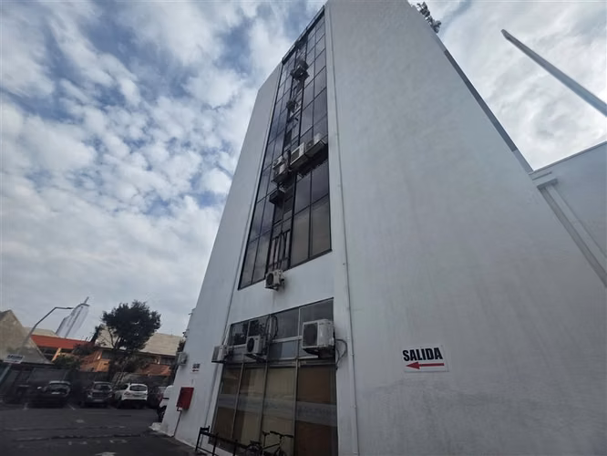 Oficina en arriendo en Providencia