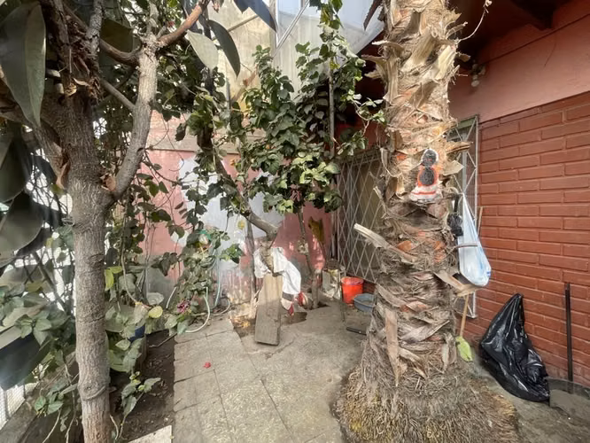 Casa en venta de 4 dorm. en Recoleta