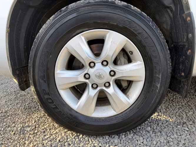 TOYOTA LAND CRUISER  NEW LAND CRUISER PRADO 3P 4X4 2.7 AT 2013