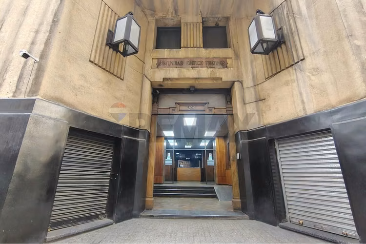 Arriendo oficina ,metro moneda
