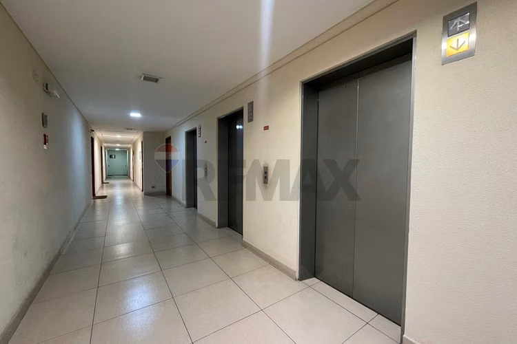 A pasos de clínica las condes y redsalud vitacura - Imagen 19