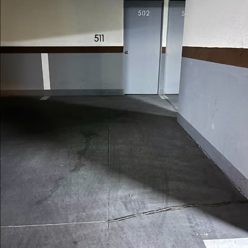 Estacionamientos y bodegas Vitacura (169306)