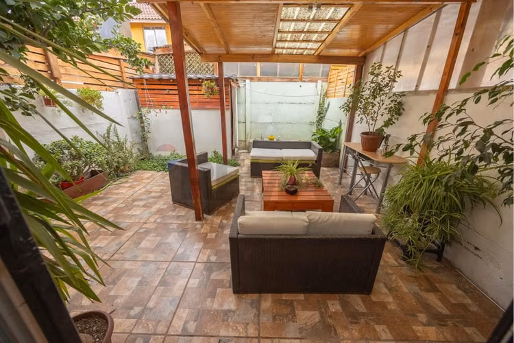 Casa en venta cond. lomas de eyzaguirre (pte alto)