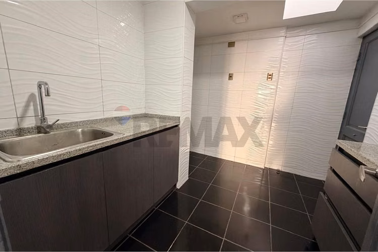 Casa 5d+3b+4 estac. plaza sucre - Imagen 5