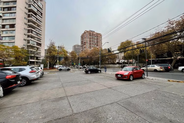 Arriendo local comercial-las condes