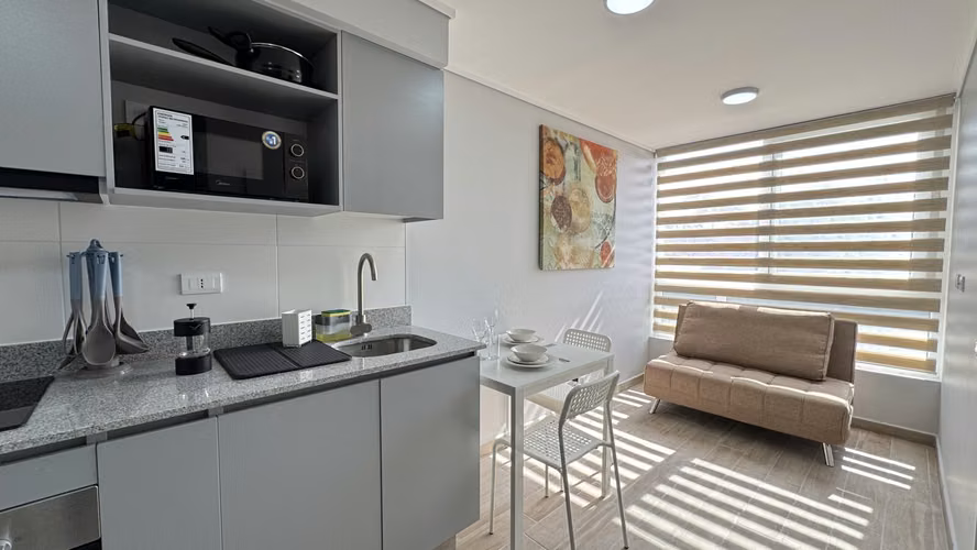 ARRIENDO 1D1B Amoblado - Metro Rondizzoni