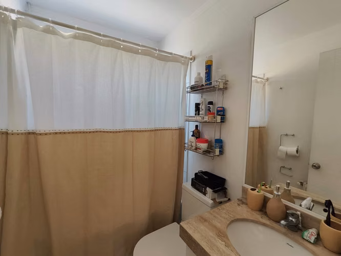 CASA CON GRAN TERRENO!!