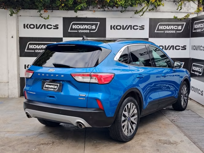 Ford Escape 2.5  Titanium Hev At 4x4 2021