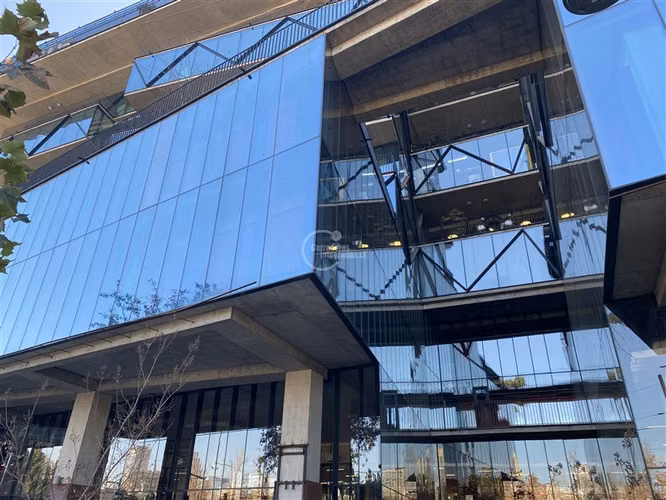 Oficina en venta en Bellavista Edificio PITS, nueva 136 m2