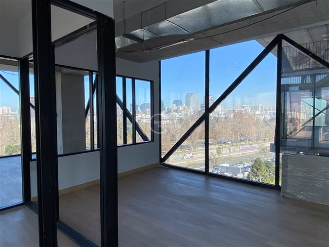 Oficina en venta en Bellavista Edificio PITS, nueva 457 m2