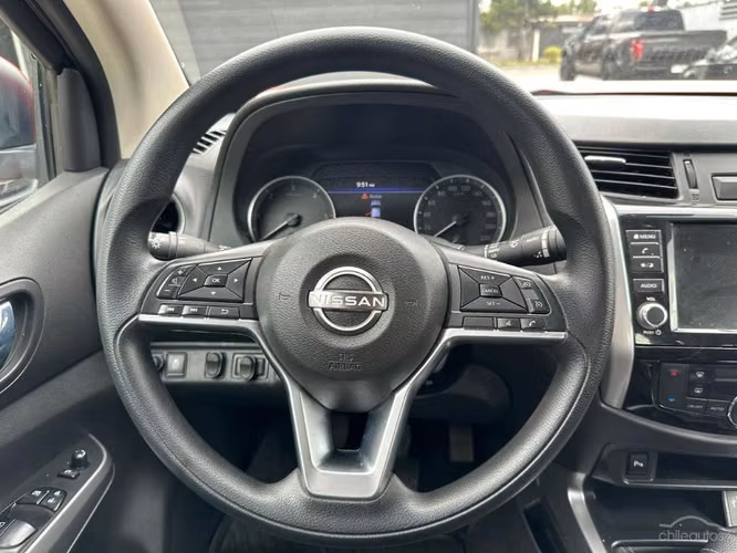 Nissan Navara 2.3D DC XE