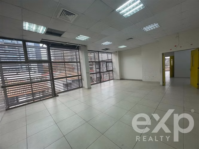 Edificio de Oficinas / Salas en arriendo en Concepción