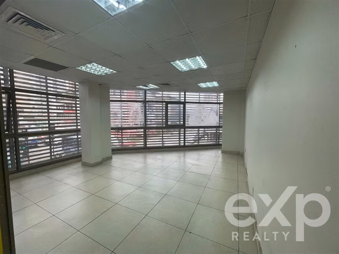 Edificio de Oficinas / Salas en arriendo en Concepción