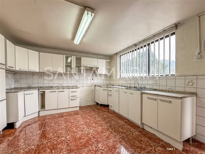 Local Comercial en arriendo 3 privados en Chiguayante