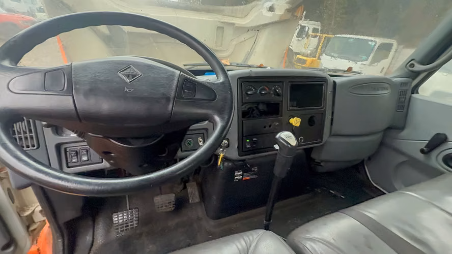 CAMION CHASIS MARCA INTERNATIONAL MODELO 4400 AÑO 2007