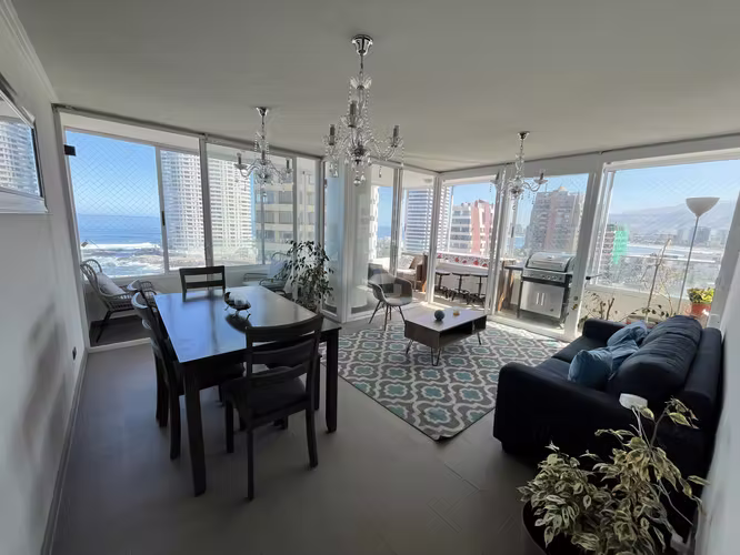 SE VENDE EXCLUSIVO DEPARTAMENTO EN PRIMERA LÍNEA