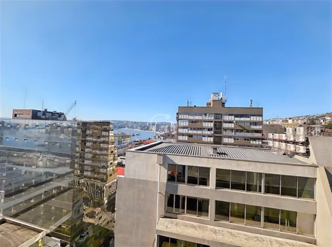 Oficina en arriendo en la mejor ubicación de Valparaíso