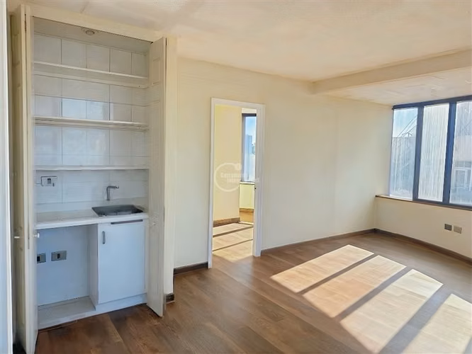 Oficina en arriendo en la mejor ubicación de Valparaíso