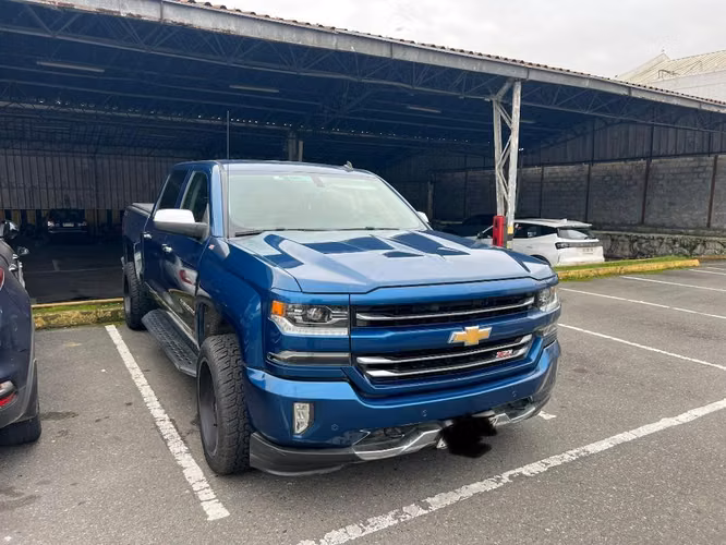 CAMIONETA Silverado Z71 2018