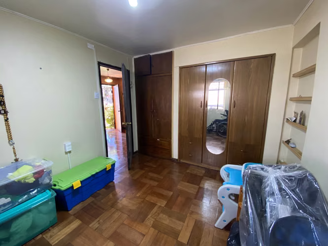 SE VENDE CASA CERCANA A ESTADIO HUACHIPATO