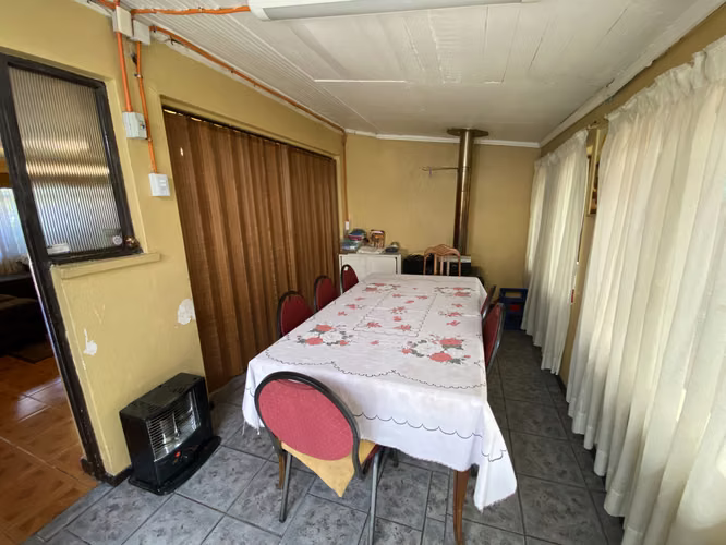 SE VENDE HERMOSA  CASA CERCANA A ESTADIO HUACHIPATO