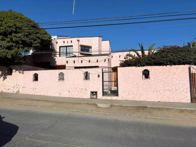AMPLIA CASA SECTOR GUAYACAN - FRENTE A UCN (169385)