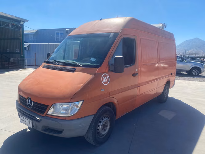 FURGÓN MERCEDES BENZ SPRINTER 313 CDI (2011)