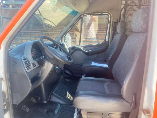FURGON  Marca: MERCEDES BENZ Modelo: SPRINTER 313 CDI Año: 2011