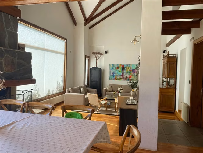 Casa en venta de 7 dorm. en Puerto Varas