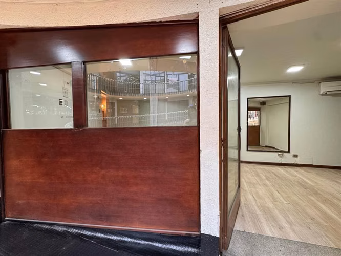Local Comercial en venta en Vitacura