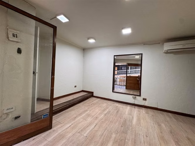 Local Comercial en venta en Vitacura