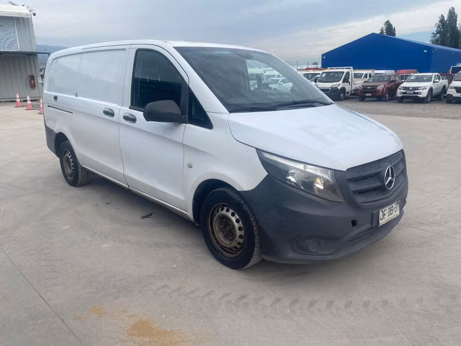 FURGON Marca: MERCEDES BENZ Modelo: VITO 111 CDI Año: 2017