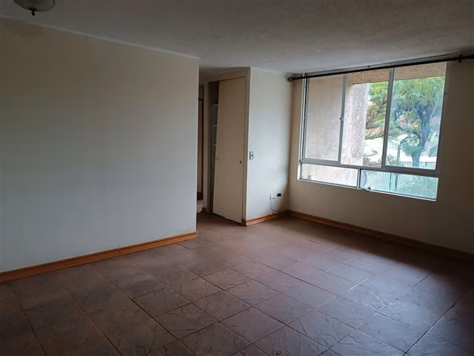 Venta cómodo departamento en Ricardo Cumming/Balmaceda