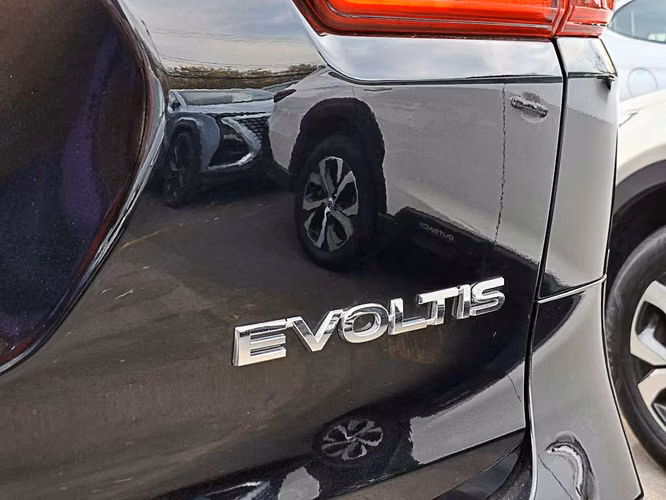 SUBARU EVOLTIS 2026