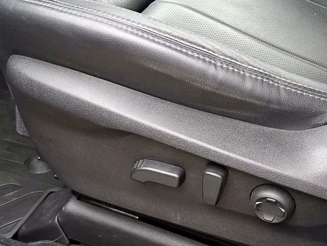 SUBARU EVOLTIS 2026