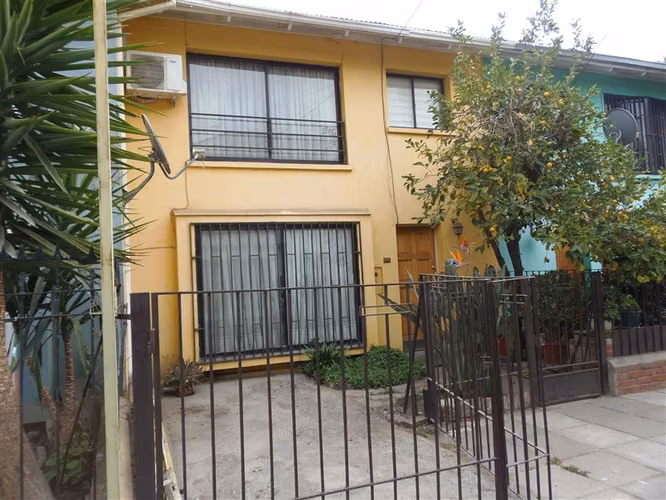 Casa en venta de 3 dorm. en Recoleta