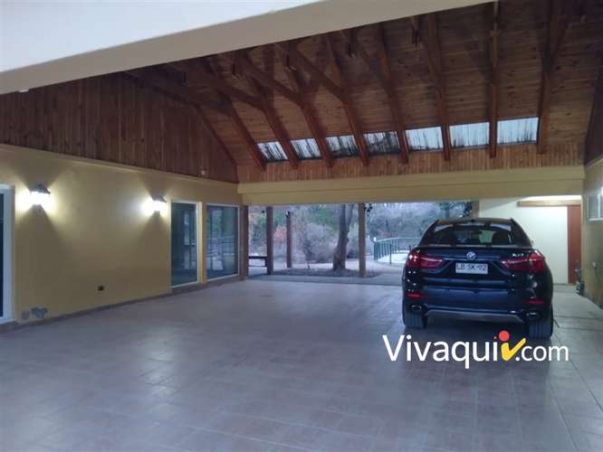 Casa en arriendo de 13 dorm. en Colina - Imagen 2