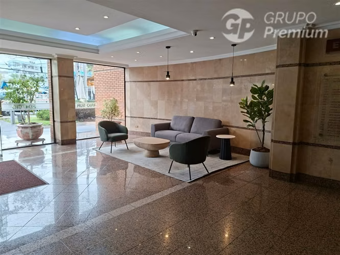 Oficina en arriendo en Las Condes COD. 77235